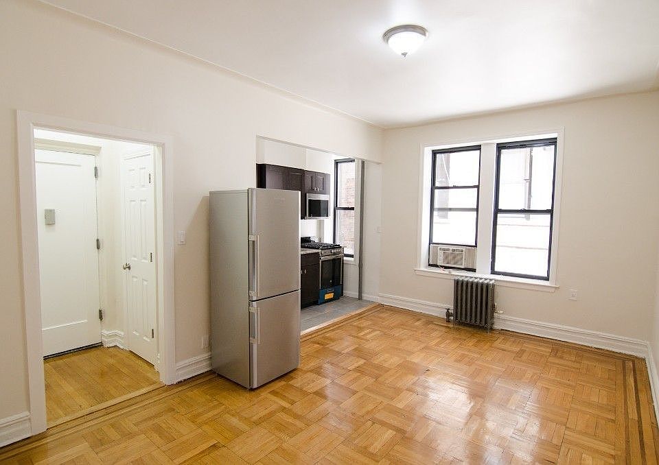 1st image of 4705 45th St APT A10