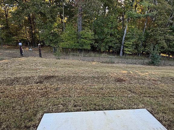4th image of 5548 Bundy Dr