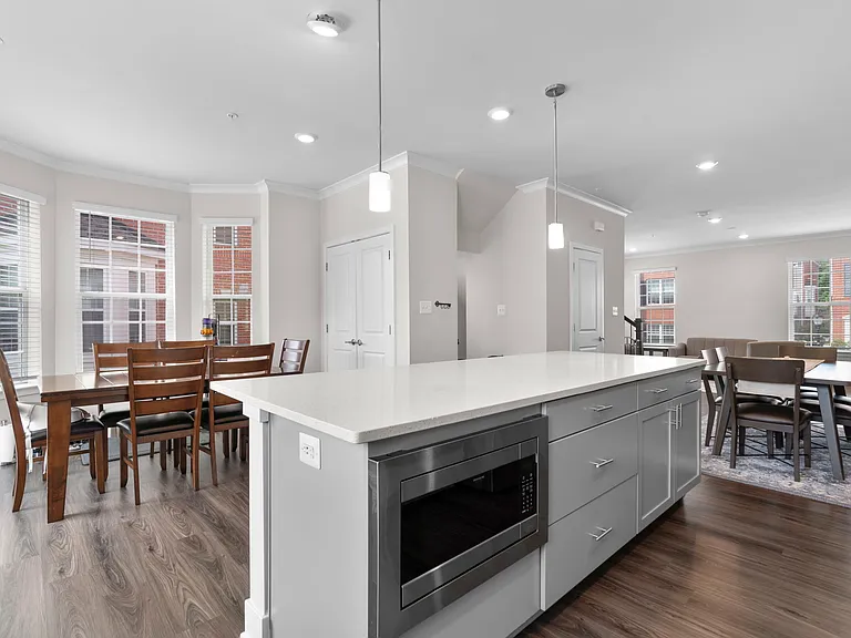 8017 Potter Pl — Photo 7