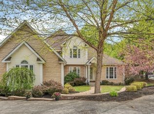 34 Garden Ln, Wakefield, MA 01880