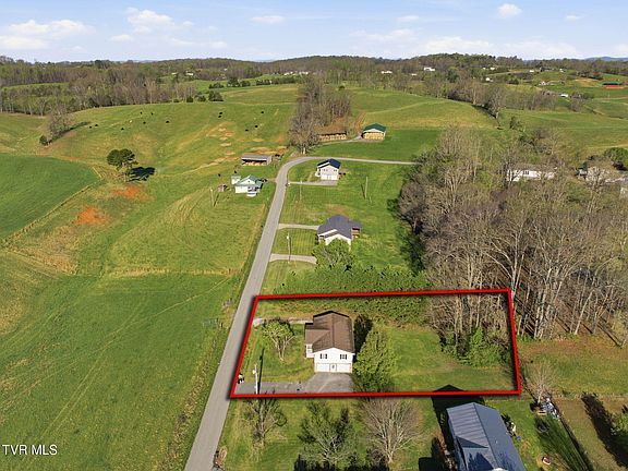 4th image of 230 Fairview Rd