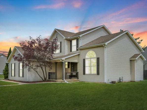 1302 Cobblefield Rd, Champaign, IL 61822