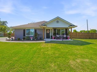 210 Southview Dr, Hudson Oaks, TX 76087
