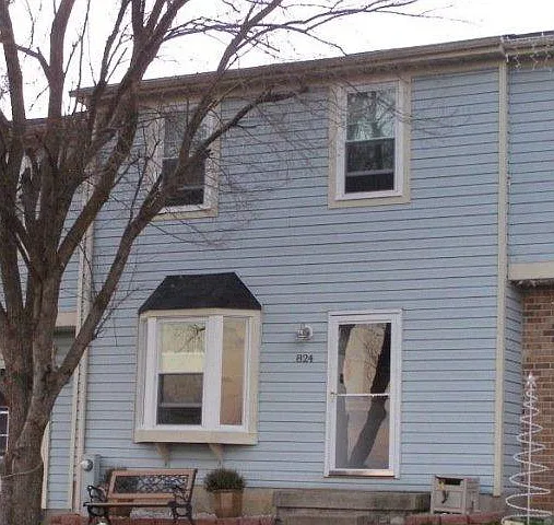824 Sleepy Hollow Ct photo 1
