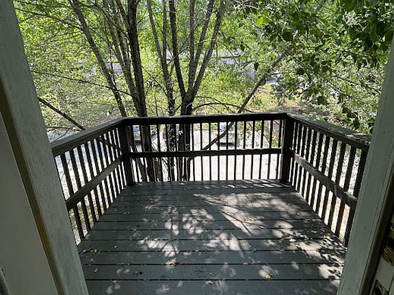 4th image of 2717 Folts Dr APT 203