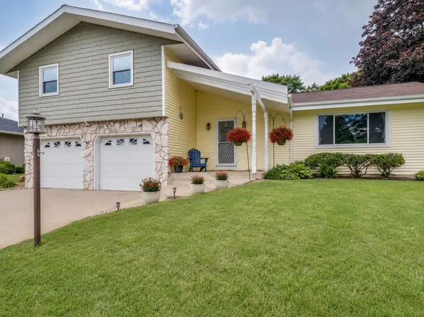 138 Grand Castle Ter, Battle Creek, MI 49014