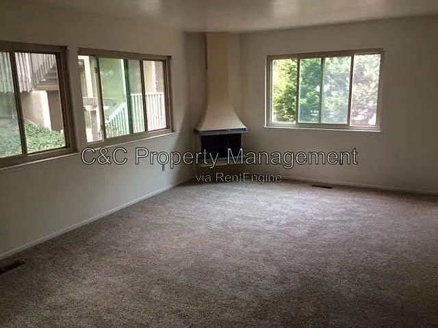 2 bed, 1.0 bath, $2,595 — Photo 2