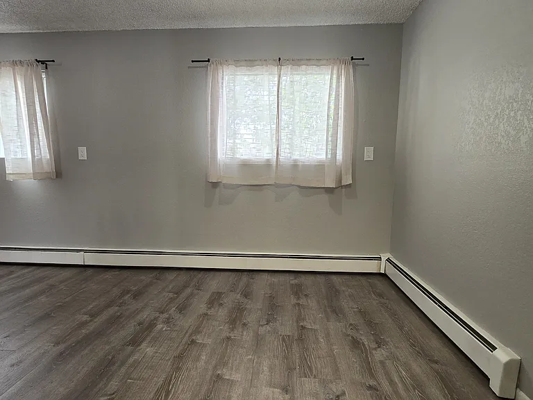 1140 Walnut Ave #8 — Photo 8