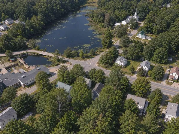 128 N Main Street, Monmouth, ME 04265