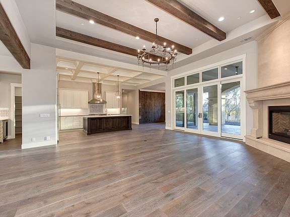 2nd image of 368 Crivelli Ct