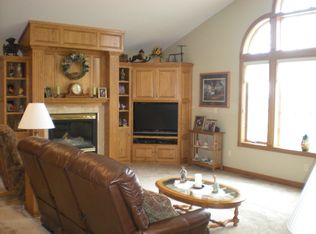 3867 Majestic Pond Dr, Sartell, MN 56377
