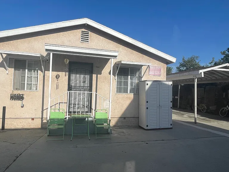 714 S Record Ave — Photo 2