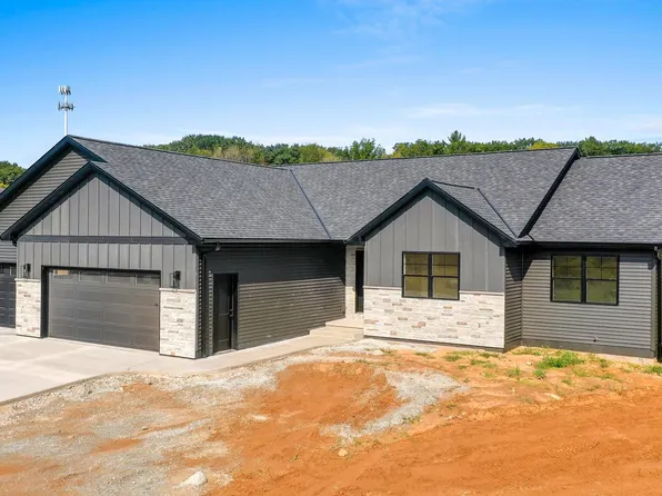 2619 Farmington Way, Green Bay, WI 54313