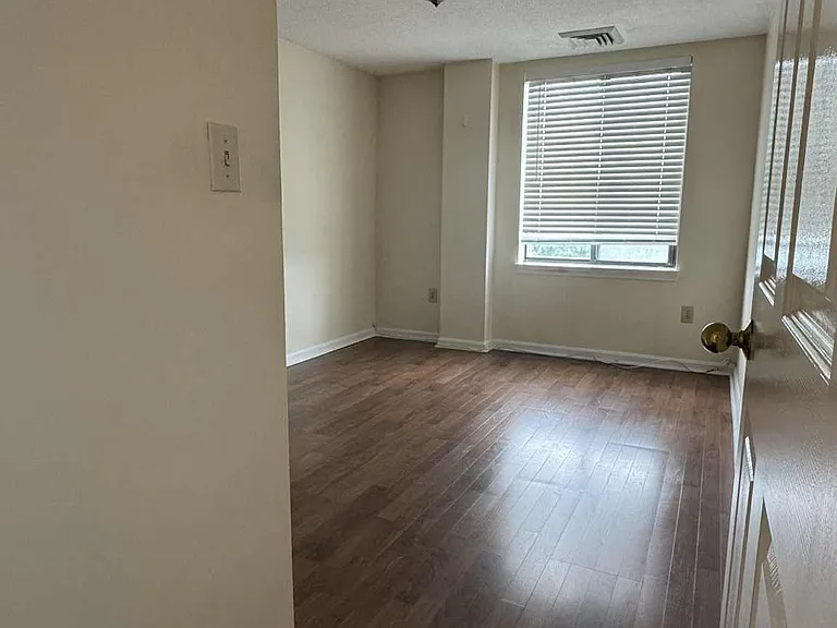 65 Valley St #5A — Photo 9