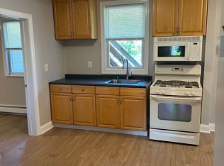 32 North St APT 1, Madison, NJ 07940