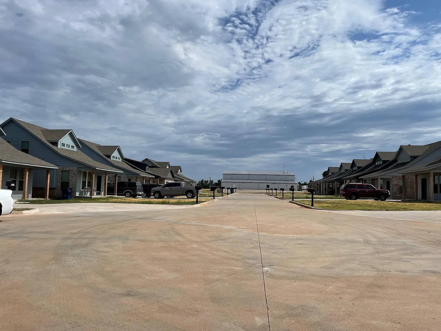 Valley View — Photo 1