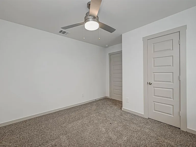 3418 Lake Landing Ln — Photo 30
