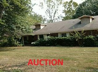 726 Valentine Ln, Claremore, OK 74017