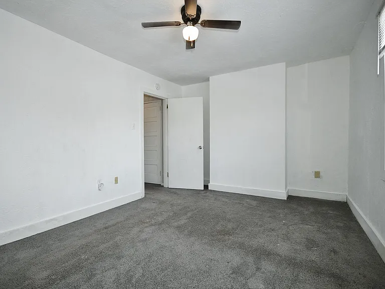 441 Ohio Ave — Photo 17