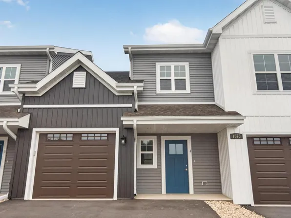 1675 Reigle DRIVE #4, Kewaskum, WI 53040