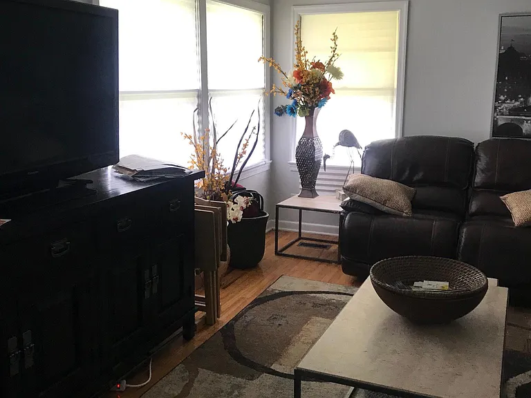 1236 Morgan St — Photo 8