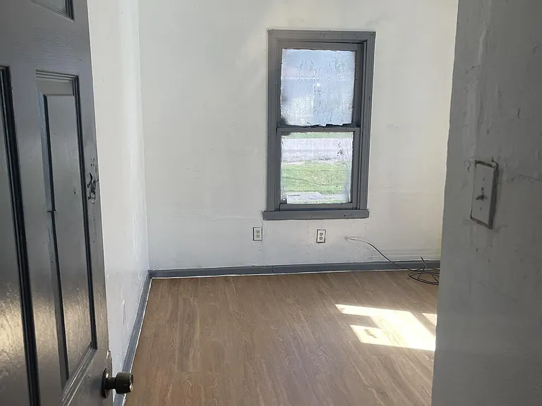 3110 Christie St — Photo 8