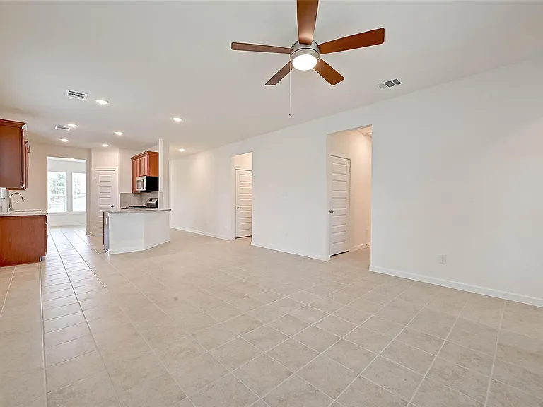 8022 Pinebrook Arbor Ct — Photo 10
