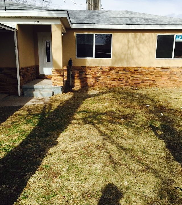 1st image of 1106 E Llano Dr