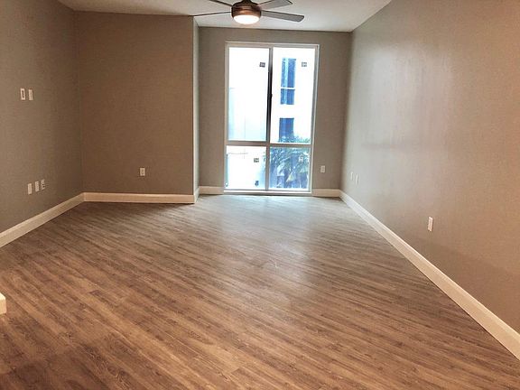 3rd image of 551 W Date St #215