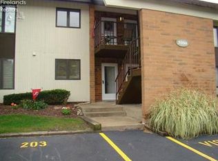 2594 E Sun Valley Dr APT 103, Pt Clinton, OH 43452