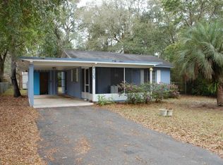 135 Peach St SW, Keystone Heights, FL 32656