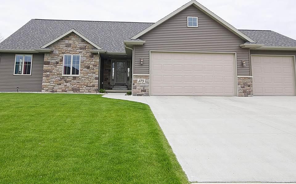 1st image of 375 Whispering Creek Ct