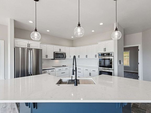 5th image of 1216 Corvallis Hills Dr