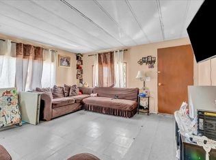 681 S Market Road, Earlimart, CA 93219