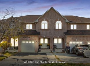 17 Manett Cres E, Brampton, ON L6X4X4
