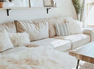 1613 Hawthorne Pl, Wellington, FL 33414