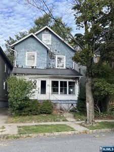 34 1/2 Central Ave, Montclair, NJ, 07042
