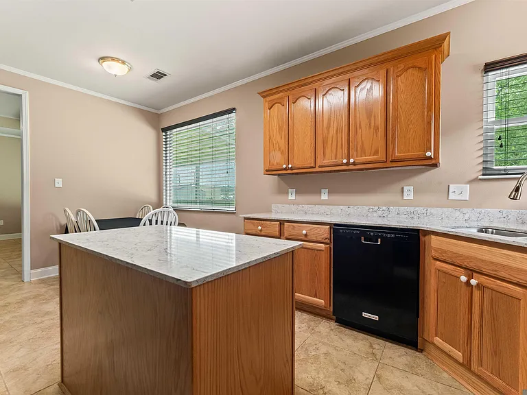 18606 Perkins Oak Rd — Photo 10