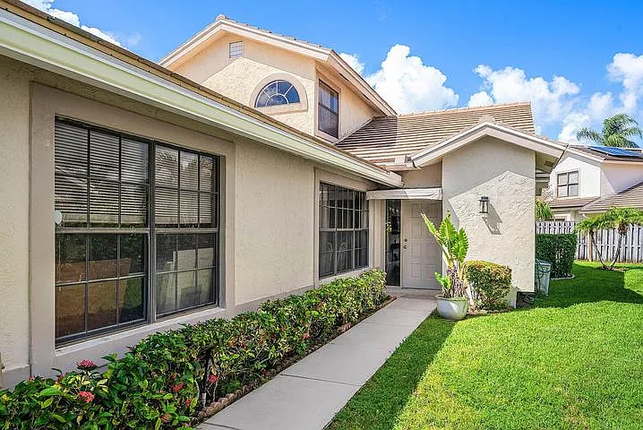 3 bed, 1665 sqft, $3,400 — Photo 3