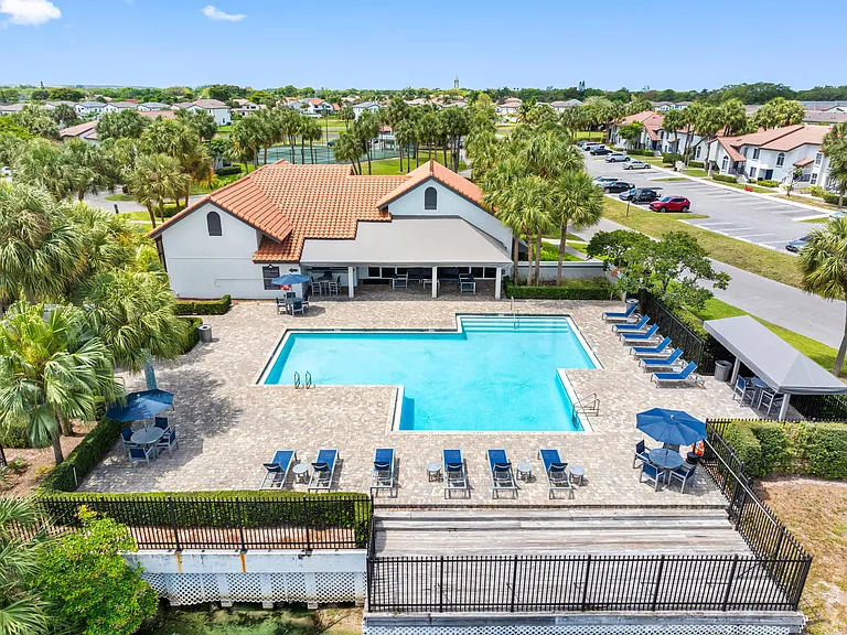 Boca Arbor Club Apartments — Photo 70