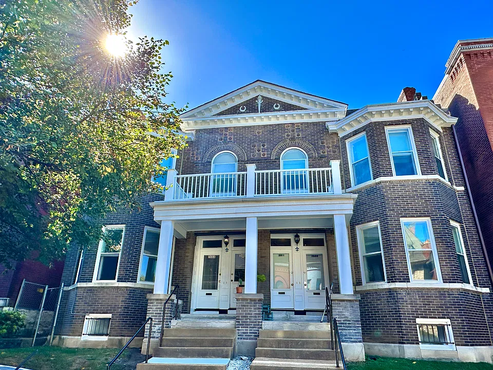 3666 Russell Blvd #1