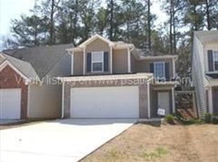 595 Carlton Pointe Dr, Palmetto, GA 30268