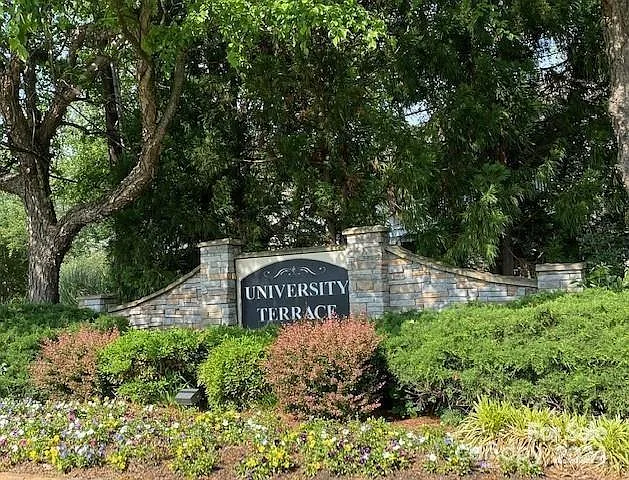 9551 University Terrace Dr #M