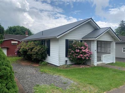 114 N Price St, Kingwood, WV, 26537