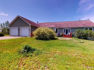 14 Old Meadow Rd, Lisbon, ME 04250