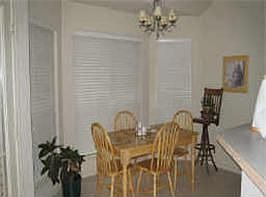 4th image of 200 Parkview Dr