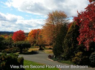 156 Shutesbury Rd, Amherst, MA 01002