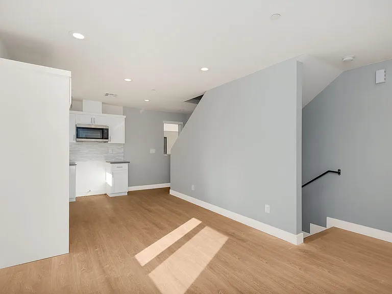 2028 S Hauser Blvd #1/2 — Photo 9