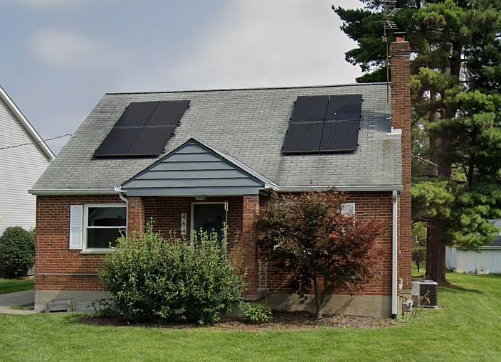 1st image of 464 Cloverdale Ave