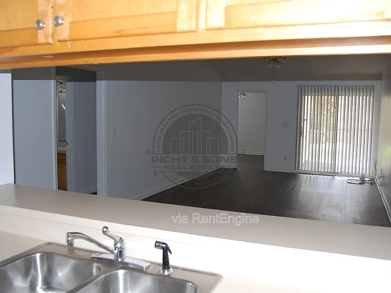 2400 Barcelona Ct — Photo 4
